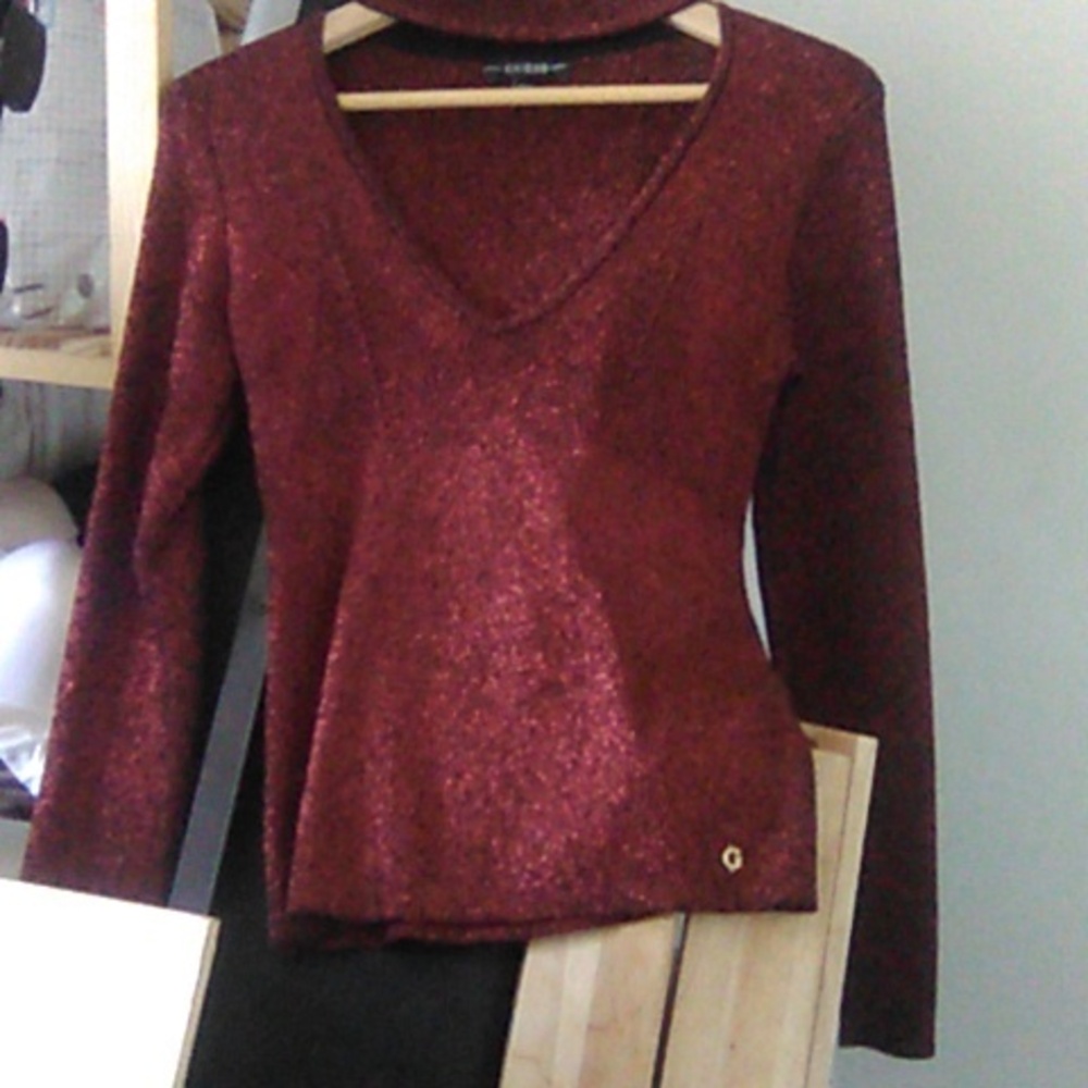 Guess sweater